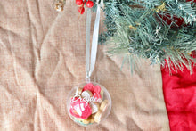 Load image into Gallery viewer, Personalised Bauble with Bikkies
